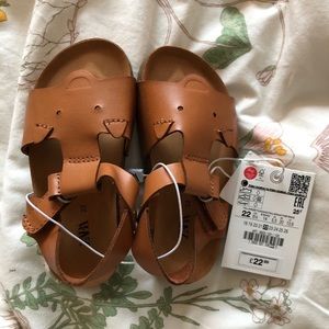 NWT Zara sandals size 22